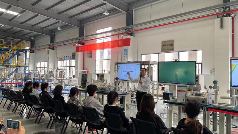 工业添加剂定制：材质选择背后的考量**